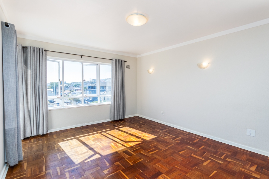 1 Bedroom Property for Sale in Green Point Western Cape